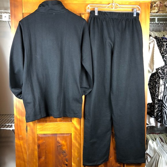 NEW CW Classics Cozy Black Cotton Blend French Terry 2 Piece Set Athleisure - Picture 2 of 16